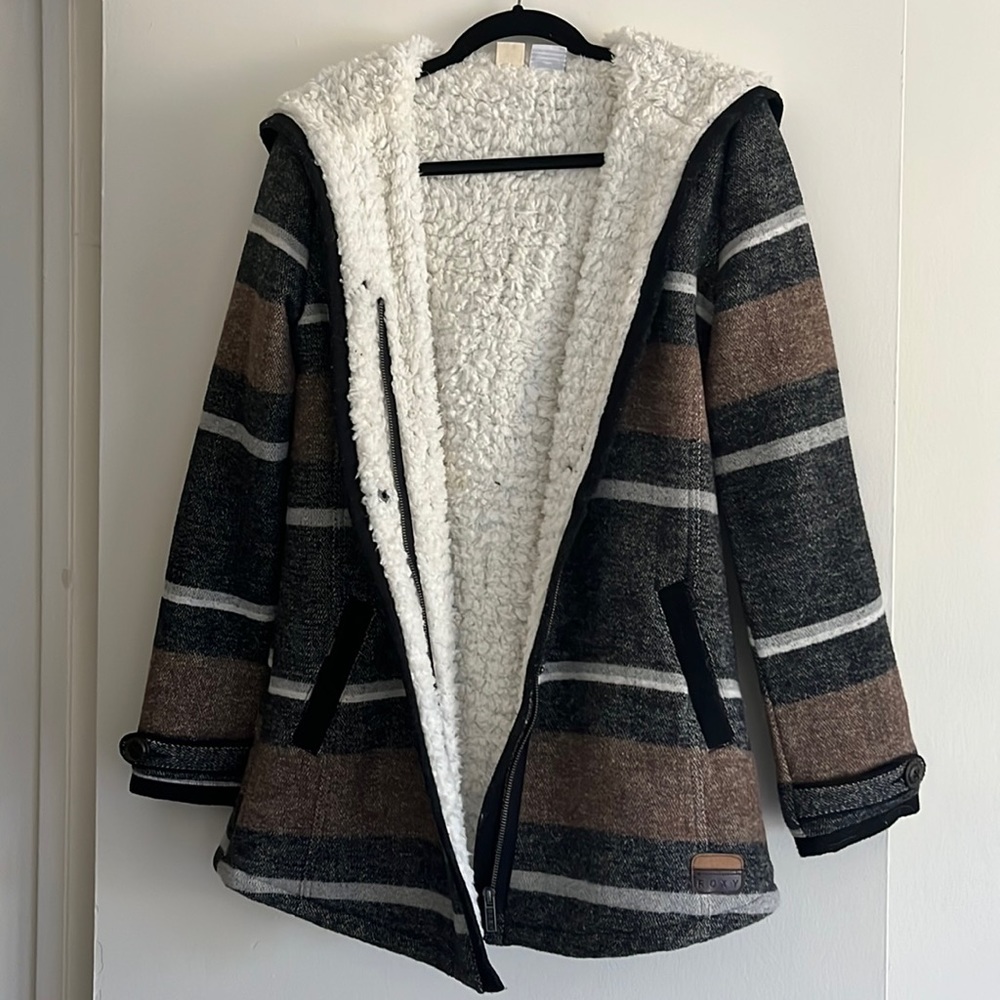 Roxy women’s warm winter jacket size small